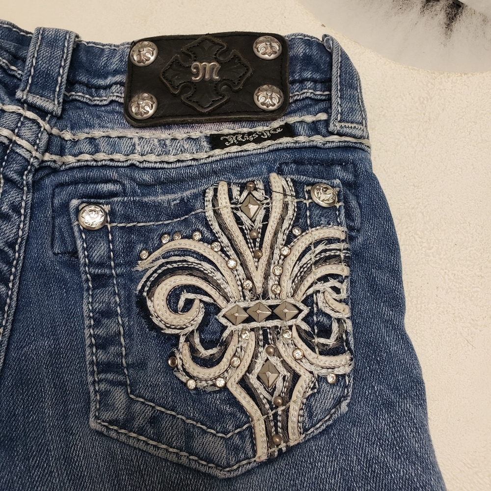 Miss Me Girls Sz 10 Denim Shorts Embellished